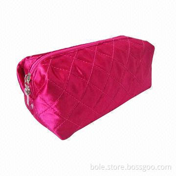 Cute Cosmetic Bag, Made of Satin, Quilting Design with Double PVC Zipper Puller
